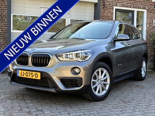 BMW X1 sDrive20i '16 Leder Led 192 Pk Navi Cruise