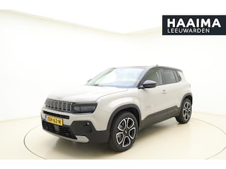 Jeep Avenger Summit 54 kWh | Panoramadak | Elektrische kofferklep | Camera | LED projector koplampen | 18'' lichtmetalen velgen | Warmtepomp | Voorruitverwarming | Two-tone lak