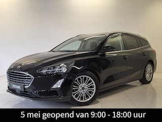 Ford Focus Wagon 1.0 EcoBoost Hybrid Titanium X Business | Camera | Navigatie | El achterklep |