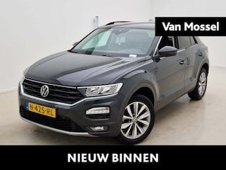 Volkswagen T-Roc 1.5 TSI Style 150 PK| Origineel Nederlands | 1e Eigenaar | Navigatie | Achterklep Elektrisch | Dodehoekdetectie | Parkeersensoren | Digitale Cockpit Pro