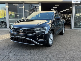 Volkswagen T-Roc 1.5 TSI Life 150 Pk | Navi-Carplay | Clima | Camera | Cruise | 16".