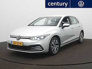 Volkswagen Golf 1.4 eHybrid Style Automaat - IQ light - Navigatie - ACC - Ergo-Active bestuurdersstoel - Camera - PDC