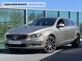 Volvo V60 1.6 T4 Summum Handgeschakeld, Cruise control, Premium Sound, Camera, Stoelverwarming, Panorama dak, Leren bekleding, Memory