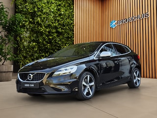 Volvo V40 2.0 T4 Business Sport | Standkachel | Panoramadak | Leder | Camera