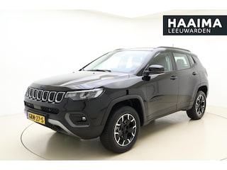 Jeep Compass 4xe 240 Plug-in Hybrid Electric Overland Trailhawk | Navigatie via Carplay | Camera | Keyless | Lichtmetalen velgen | Cruise control | Dakrails | Half leder