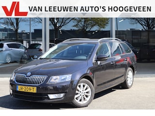 Skoda Octavia Combi 1.2 TSI Greentech Ambition Businessline | Nieuw binnen | Trekhaak | Clima |