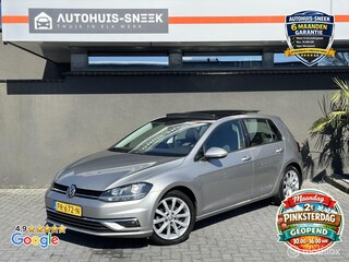 Volkswagen Golf 1.0 TSI Comfortline Business | Pano |CarPlay