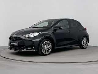 Toyota Yaris 1.5 Hybrid Executive | half lederen bekleding | Navigatie | 18 inch velgen |