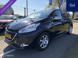 Peugeot 208 1.2 PureTech Blue Lease Executive | 5 Deurs | Automatische Airco | LM Velgen | NAV |