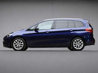 BMW 2-serie Tourer 220i Centennial High Executive 7p. Sport (NAVI,PDC,HARMAN/KARDON,STOELVERWARMING,GETINT,LED,LM VELGEN)