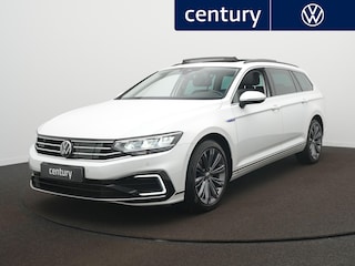 Volkswagen Passat 1.4 TSI PHEV GTE Business Panorama schuifdak - LED - Navigatie - Camera - ACC- Ergo-comfort bestuurdersstoel - Stoelverwarming - Park Assist