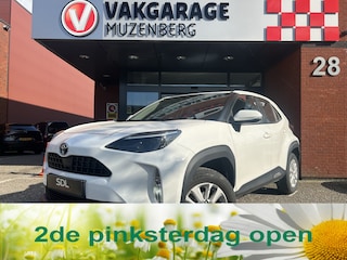 Toyota Yaris Cross 1.5 Hybrid Comfort // LED // APPLE CARPLAY / ANDROID AUTO // ADAPTIVE CRUISE // CLIMA // CAMERA