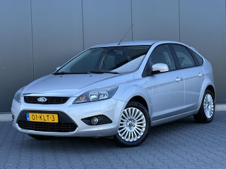 Ford Focus 1.6 Titanium Keurige Auto - Goed Onderhouden - Airco