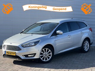 Ford Focus Wagon 1.0 Trend | Nieuw Binnen! | Winterpack | Trekhaak | Navi