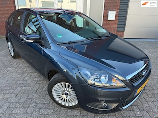 Ford Focus 1.8 Limited / 1e Eig / Navi / PDC / Clima / NAP / Cruise