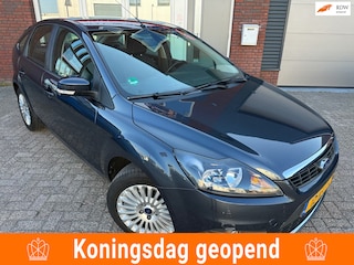 Ford Focus 1.8 Limited / 1e Eig / Navi / PDC / Clima / NAP / Cruise