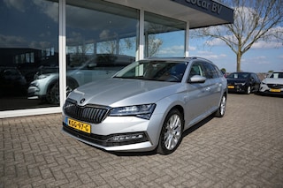 Skoda Superb 1.4 TSI IV Sportline/Laurin&amp;Klement/ Pano,Leer,Navi,Camera