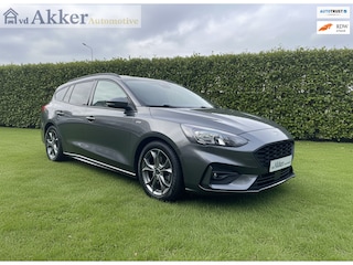Ford Focus Wagon 1.0 EcoBoost 125PK Hybrid ST Line X Business I 1ste eig I dealer ond I parking pack I winterpack I zeer netjes!