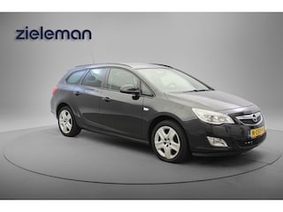 Opel Astra Sportstourer 1.4 Turbo Edition - Airco, PDC, Trekhaak