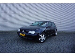 Volkswagen Golf 1.6-16V Trendline Airco / Cruise / Elektr. ramen / Trekhaak / Lm velgen / NAP / APK t/m 29-01-2027