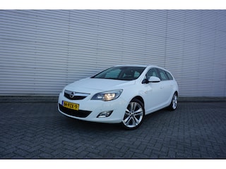 Opel Astra Sports Tourer 1.4 Turbo Sport Airco / Cruise / Navi / Elektr. ramen / Trekhaak / Lm velgen / NAP
