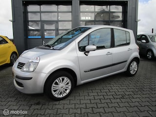 Renault Modus 1.6-16V Privilège