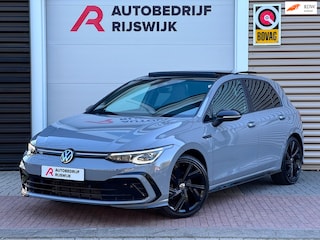 Volkswagen Golf 1.5 eTSI R-Line Pano/Matrix/Camera