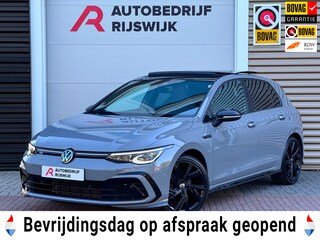 Volkswagen Golf 1.5 eTSI R-Line Pano/Matrix/Camera