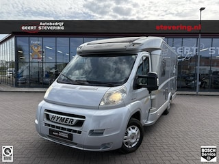 Hymer T 674 SL / Levelsystem / Dak airco / Trekhaak / Fietsendrager
