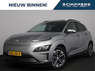 Hyundai Kona EV Comfort Smart 64 kWh | Schuif/kanteldak | Stoelverwarming | Navigatie | LED |