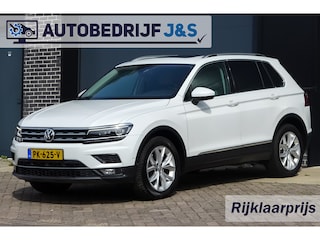 Volkswagen Tiguan 2.0 TSI 4Motion DSG Highline| Allseason| Trekhaak | Rijklaarprijs! | 12 Maanden Garantie | Onderhoudsbeurt | Nieuwe APK | Mobiliteitservice |