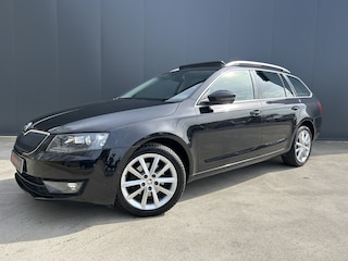 Skoda Octavia Combi 1.4 TSI AUTOMAAT PANO DAK CRUISE LED NAVI ECC TREKHAAK