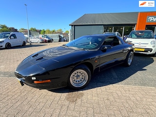 Pontiac Firebird 3.4 V6*Waterpomp lekt*Targa*Liefde Nodig!!!