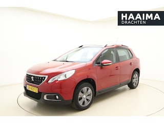 Peugeot 2008 1.2 PureTech Blue Lion | 110PK | Trekhaak | Panorama Dak | Parkeersensoren Achter | Navigatie | Airco | Lichtmetalen Velgen |