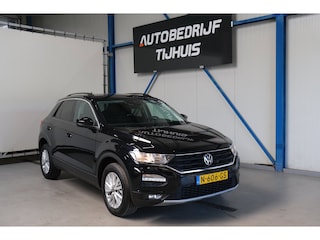 Volkswagen T-Roc 1.0 TSI Style - N.A.P. Airco, Cruise, Navi, PDC, Camera, Carplay.