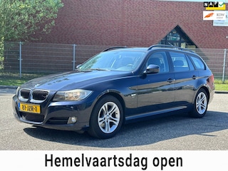 BMW 3-serie Touring 318i Business Line Leder*Navigatie*Cruise*Clima*Parkeersensoren*NAP*2e eigenaar*