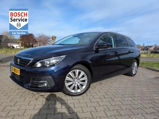 Peugeot 308 1.2 PureTech Blue Lease Premium I Nieuwe distributie I Adaptive cruise I Pano I Trekhaak I Dealeronderhouden