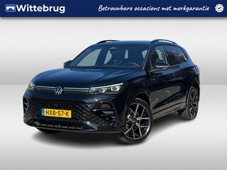 Volkswagen Tiguan 1.5 eHybrid 272PK DSG R-Line Edition / Resterende Fabrieksgarantie tot 07-08 2029 / Trekhaak / Black Style / Panoramadak / 20'' LMV / VW