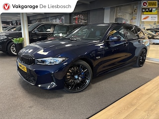 BMW 320e M-pakket/pano/leer/head up/harman kardon/orig ned/eerste eigenaar