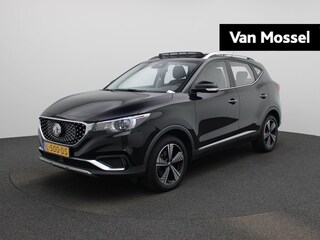 MG ZS EV Luxury 45 kWh | Navi | Panoramadak | Trekhaak | Stoelverwarming | Camera | Adaptive Cruise Control |