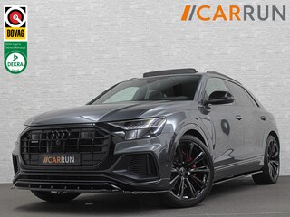 Audi Q8 60 462pk Competition S-Line | 11-2022 | RS Leder | Carbon | Softclose | 360 Camera | ACC | Panorama | Luchtvering | Nachtzicht Cam | Headup | LED-Matrix | Trekhaak | Lane & Side Assist | Led Sfeerverlichting | Keyless-Entry | | Black-Optic | Rijklaar incl. Bovag Garantie.