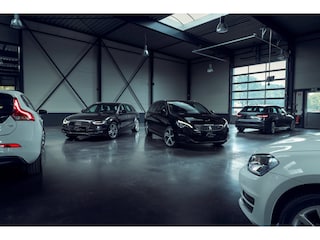 Peugeot 208 1.2 PureTech / Navigatie / Apple CarPlay-Android / Cruise Control / LED / Cruise Control