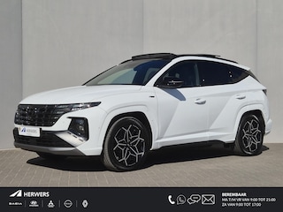 Hyundai Tucson 1.6 T-GDI PHEV N Line 4WD / Dealer onderhouden / Fabrieksgarantie tot 03-2027 / Trekgewicht 1350 kg / Glazen schuif- en kanteldak / Elektrische achterklep / Stuur- Stoel & Achterbank verwarming / Adaptief cruise control / Rondomzicht camera / Stoelventilatie /