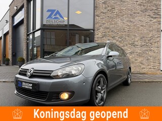 Volkswagen Golf Variant 1.2 TSI Highline BlueMotion Navi|Pano|PDC|Park Assist|Nap|