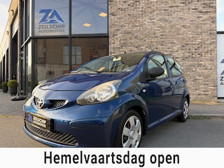 Toyota Aygo 1.0-12V Met Nieuwe Volle jaar APK 2027
