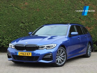 BMW 3-serie Touring 330d xDrive High Executive M Sport | Panoramadak | Camera | Carplay