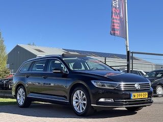 Volkswagen Passat Variant 1.4 TSI ACT Highline trekhaak pano
