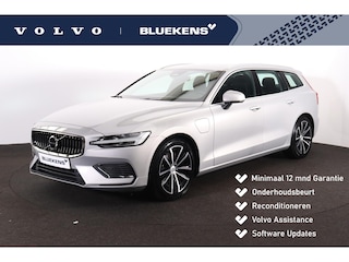 Volvo V60 T6 Recharge AWD Essential Bright - IntelliSafe Assist & Surround - Parkeercamera achter - Verwarmde voorstoelen, stuur & achterbank - Parkeersensoren voor & achter - Inklapbare trekhaak - 18' LMV