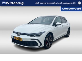 Volkswagen Golf 1.4 DSG eHybrid 245pk GTE / Panoramadak / Leder Vienna / Memory / Stoelkoelling / Trekhaak / IQ LED Matrix / 18" LMV / Stuur en Stoelverwarming V+A / Head-Up Display / Alarm / Standkachel