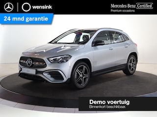 Mercedes-Benz GLA 250e Business Solution AMG | Night | Trekhaak | Panoramaschuifdak | 360 Camera | Dodehoekassistent | Sfeerverlichting |
